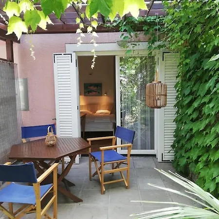 Charming Seaside Apartment - Zusterna,Free Parking Koper Exterior photo
