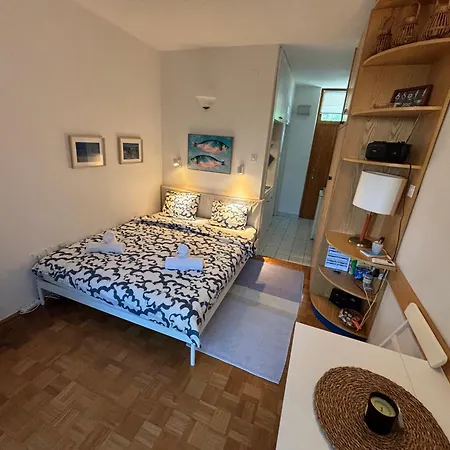Charming Seaside Apartment - Zusterna,Free Parking Koper Exterior photo