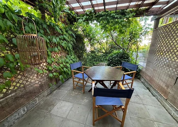 Charming Seaside Apartment - Zusterna,Free Parking